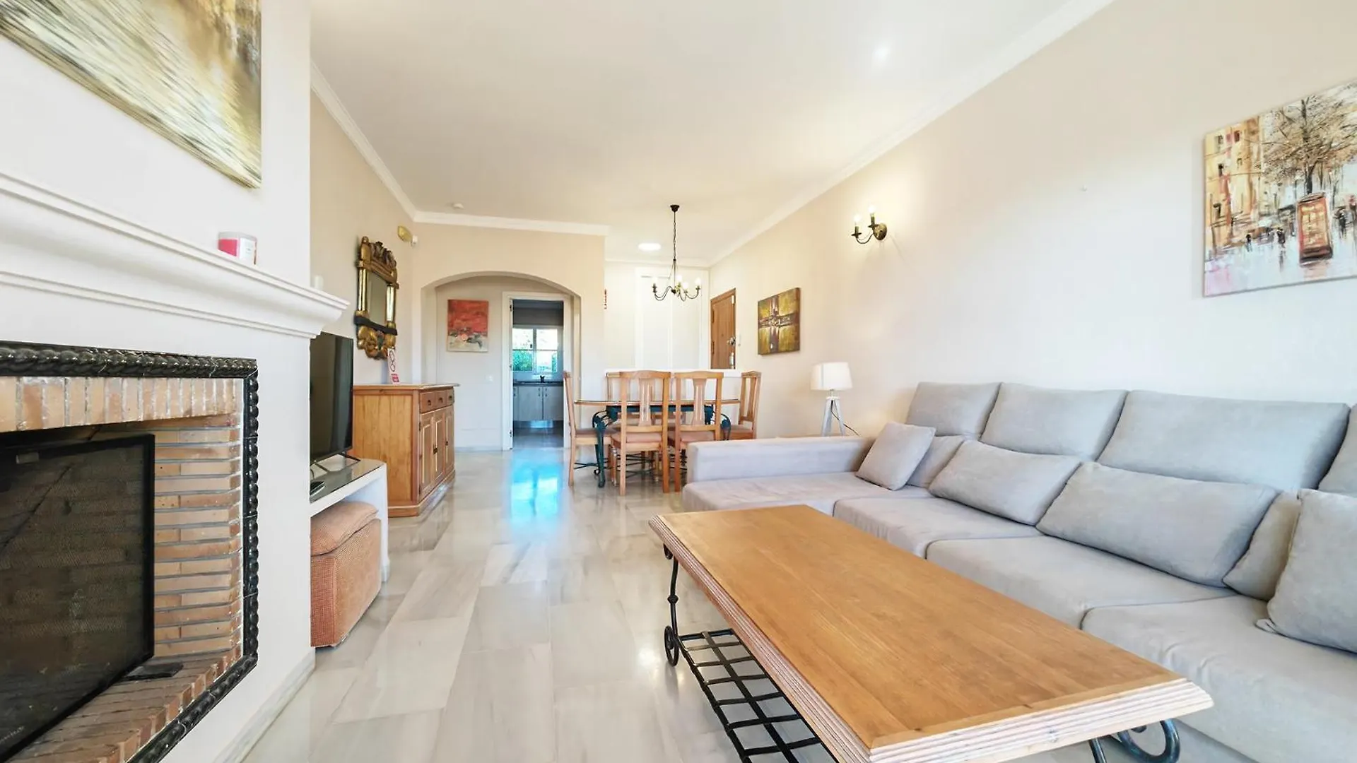 Apartment Spacious Apt In Oasis Riviera Malaga Spain