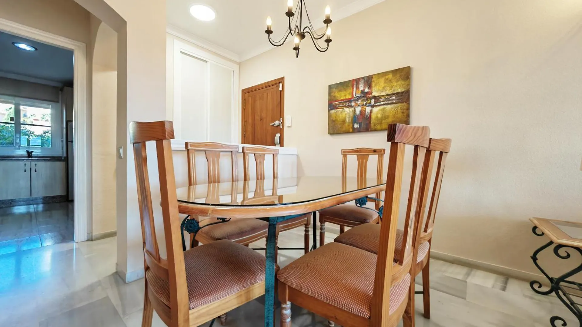 Spacious Apt In Oasis Riviera Málaga 0*,  Spagna